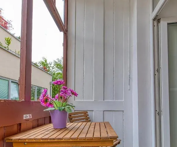 Jonashouse - Great Location Near Center- Personal Or Self Check-in Διαμέρισμα