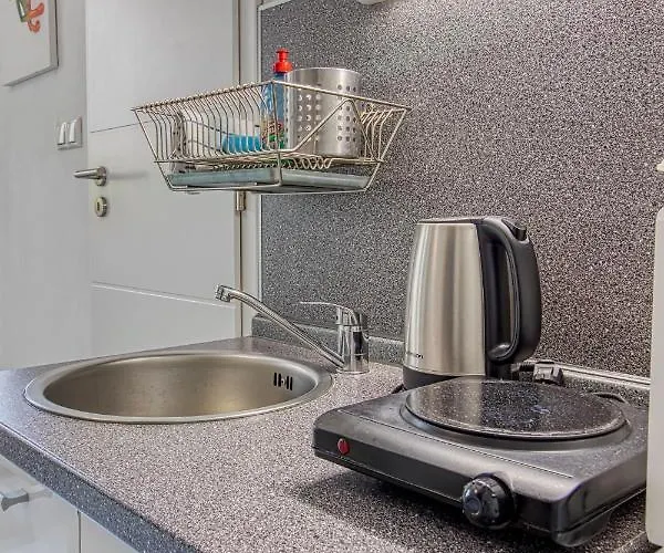 Jonashouse - Great Location Near Center- Personal Or Self Check-in Διαμέρισμα *