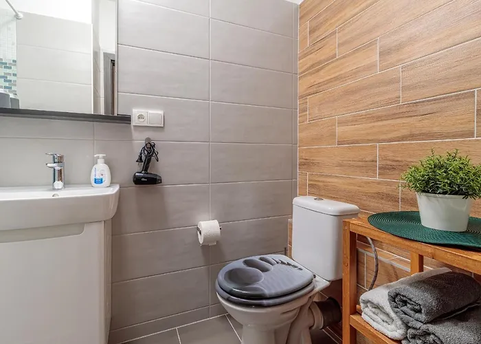 Διαμέρισμα Jonashouse - Great Location Near Center- Personal Or Self Check-in Μπρατισλάβα