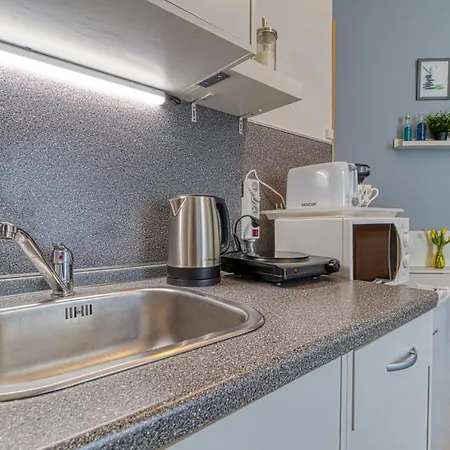 Jonashouse - Great Location Near Center Daire