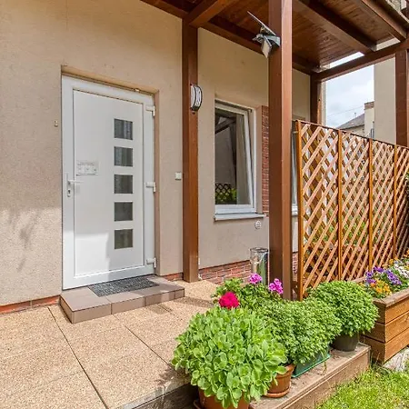 Daire Jonashouse - Great Location Near Center *