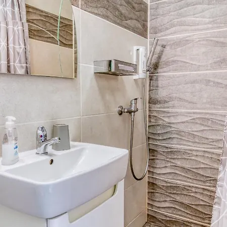 Apartmán Jonashouse - Great Location Near Center- Personal Or Self Check-in