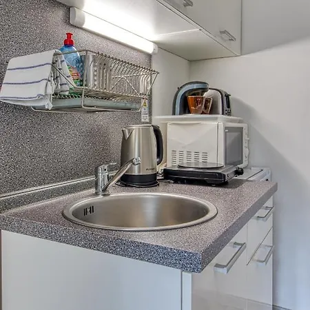 Daire Jonashouse - Great Location Near Center