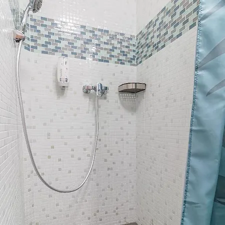 Jonashouse - Great Location Near Center Daire