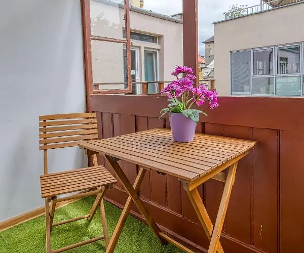 Jonashouse - Great Location Near Center- Personal Or Self Check-in Apartamento Bratislava